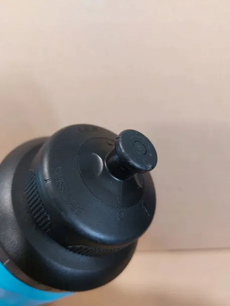 bidon-sigg-075-ml-niebieski-model-sigg-wmb-sport-blue-0-75l