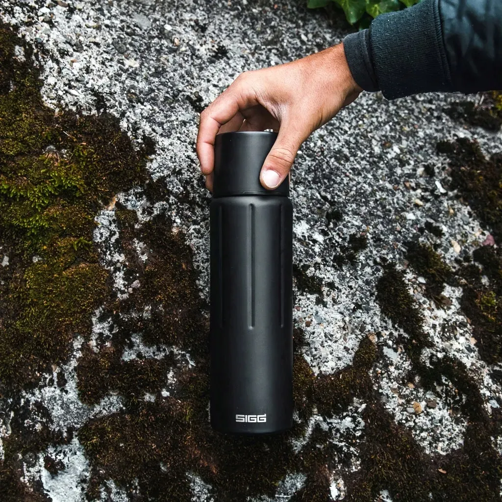 termos-sigg-gemstone-075-l-czarny