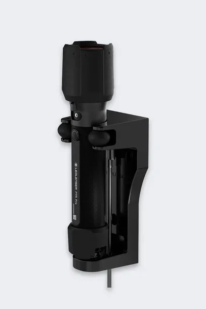 latarka-ledlenser-p7r-pro-usb-c-marka-ledlenser