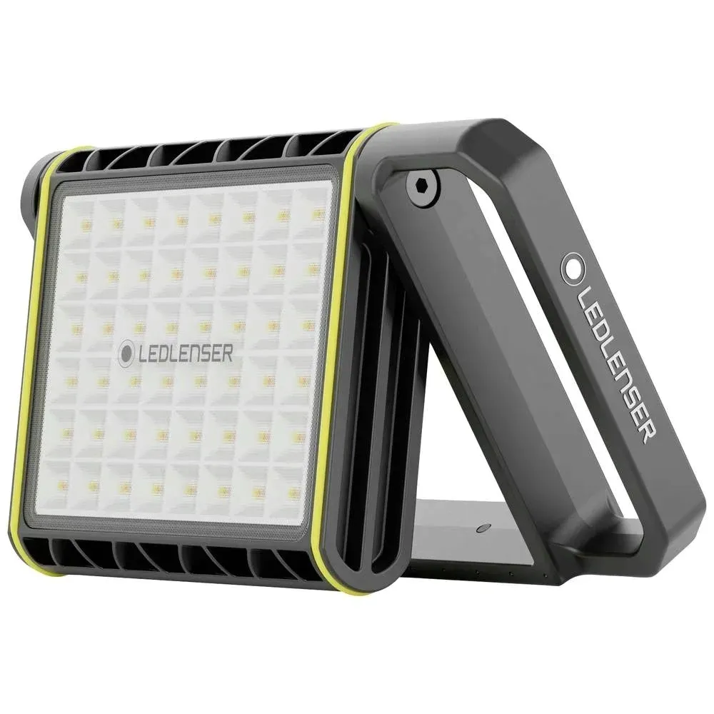 reflektor-budowlany-ledlenser-af8r-work-marka-ledlenser