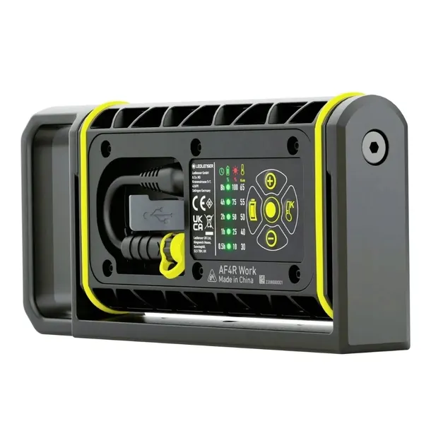 ledlenser-af4r-work-reflektor-akumulatorowy-2000-lm-marka-ledlenser