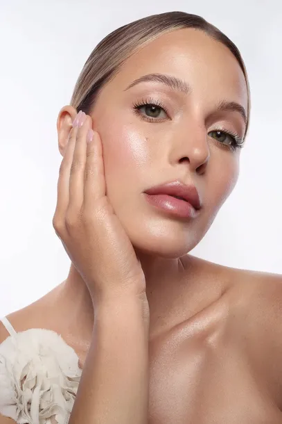highlighter-paste-kremowy-rozswietlacz-do-twarzy-rodzaj-w-kremie