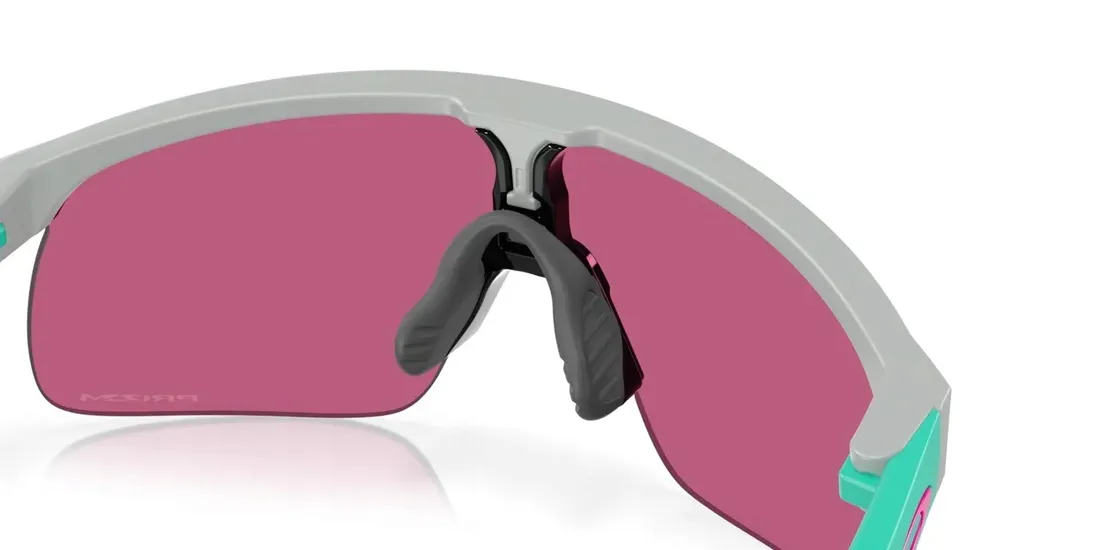 oakley-okulary-resistor-oj9010-26-material-oprawki-poliweglan