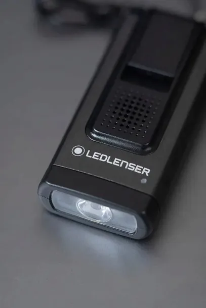 latarka-miniaturowa-ledlenser-400-lm-led-klasa-wodoszczelnosci-ipx-2