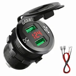 ladowarka-motocyklowa-2x-usb-qc3-0-z-woltomierzem-szybkie-ladowanie