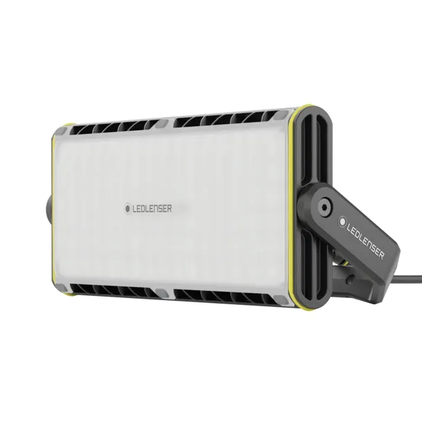 ledlenser-af12c-work-reflektor-8000-lm-marka-ledlenser-waga-z-opakowaniem-2-3-kg