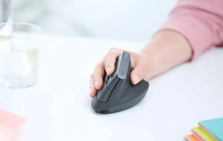 mysz-logitech-mx-vertical-ergonomiczna-producent-logitech