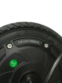 silnik-z-opona-36v-250w-200x50-es108-hulajnogi-risingsun