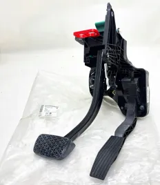 oryginal-oe-modul-pedalow-automat-opel-insignia-b