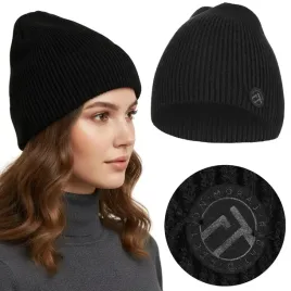 modna-czapka-damska-w-prazki-ciepla-beanie-z-naszywka-moraj
