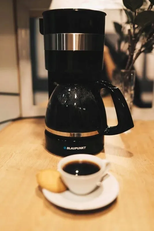 przelewowy-ekspres-do-kawy-cmd401-bp-cmd401