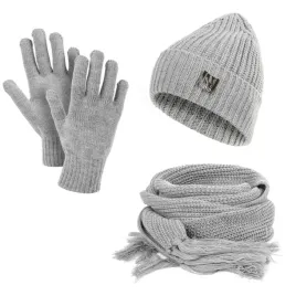 czapka-damska-zimowa-dlugi-szal-rekawiczki-komplet-wywijana-szalik-heyo