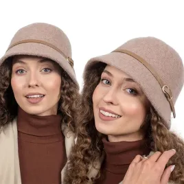 bezowy-damski-kapelusz-bucket-klamerka-welniany-elegancki-stylowy