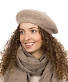 welniany-beret-klasyczny-damski-czapka-welna-antenka-elegancki-bezowy