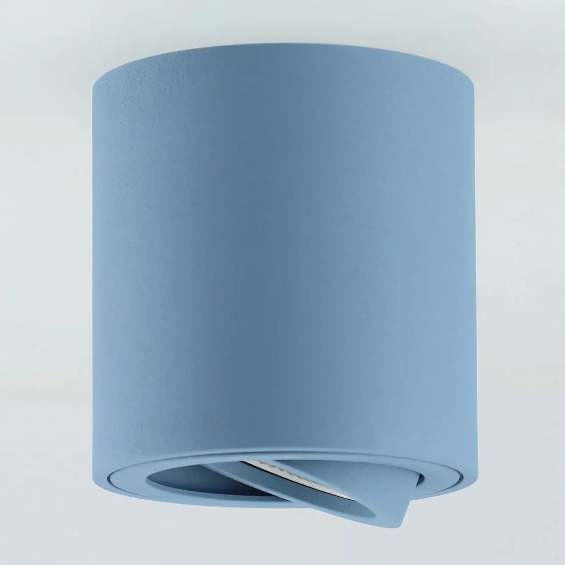 oprawa-natynkowa-halogenowa-tuba-led-gu10-ruchoma-spot-sufitowa-niebieska