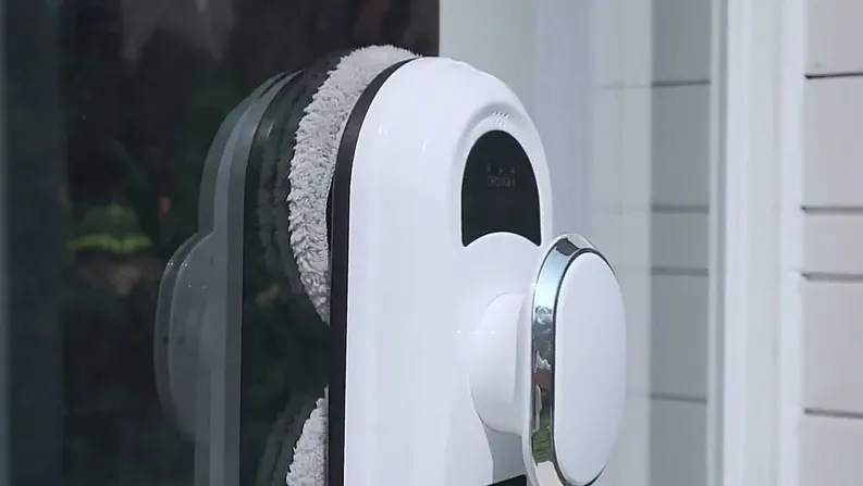 robot-sprzatajacy-chovery-cl1-bialy