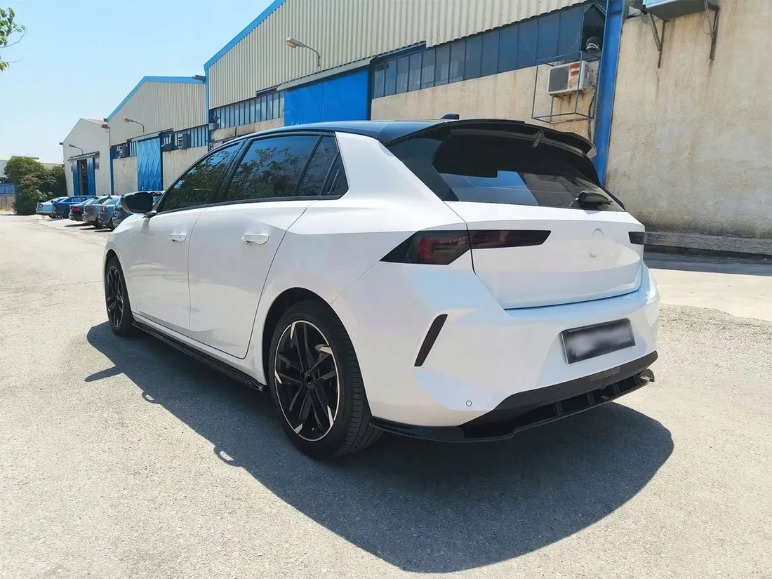 dokladki-progow-do-opel-astra-e-l-2022-hatchback