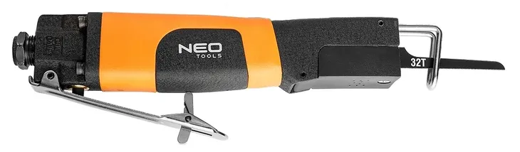 pila-szablasta-neo-tools-waga-urzadzenia-0-65-kg