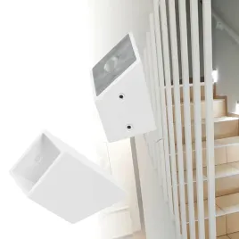 uchwyt-profili-25x25-mocowanie-skosne-32-st-rozetka-balustrady-harfy-bialy