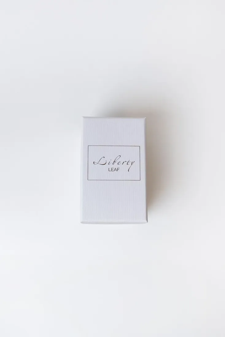 vibrating-necklace-liberty-leaf