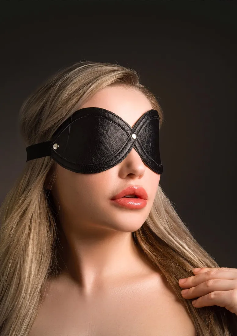 infinity-blindfold-black-marka-inna