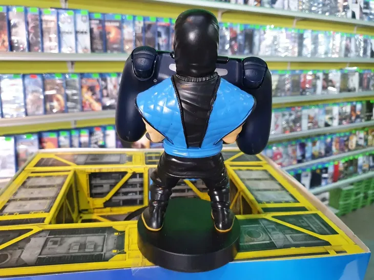 figurka-cable-guys-mortal-kombat-sub-zero-tematyka-motyw-mortal-kombat