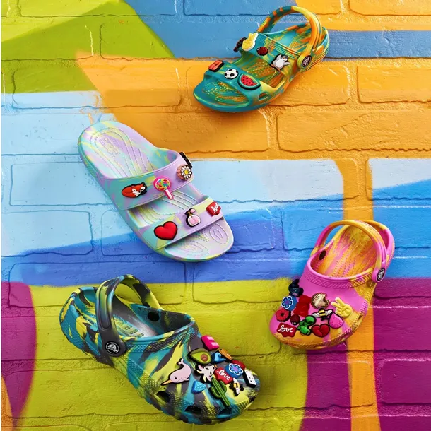 klapki-crocs-platform-206750-001-r-375-kolor-podeszwy-czarny