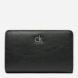 portfel-damski-na-karty-calvin-klein-k60k613075-beh