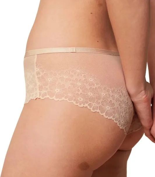 40-figi-triumph-hipster-bright-spotlight-cream-fason-figi