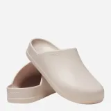 chodaki-damskie-na-platformie-crocs-kod-producenta-209366-6ur
