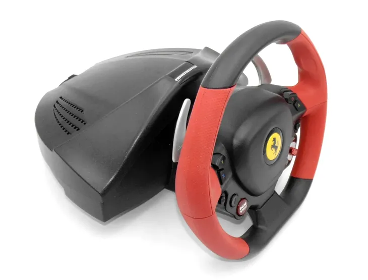 kierownica-thrustmaster-ferrari-458-spider-kod-producenta-4460105-waga-z-opakowaniem-3-8-kg
