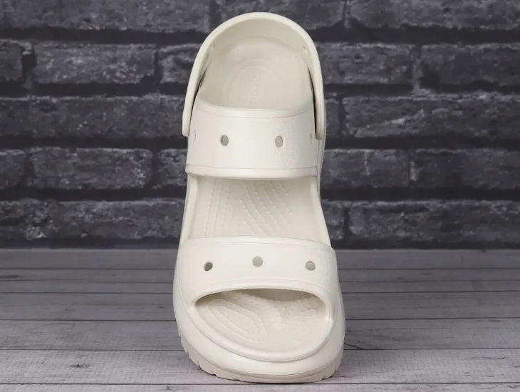 klapki-crocs-classic-mega-crush-sandal-375-m5-w7-bone-rodzaj-obcasa-platforma