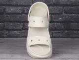 klapki-crocs-classic-mega-crush-sandal-375-m5-w7-bone-rodzaj-obcasa-platforma