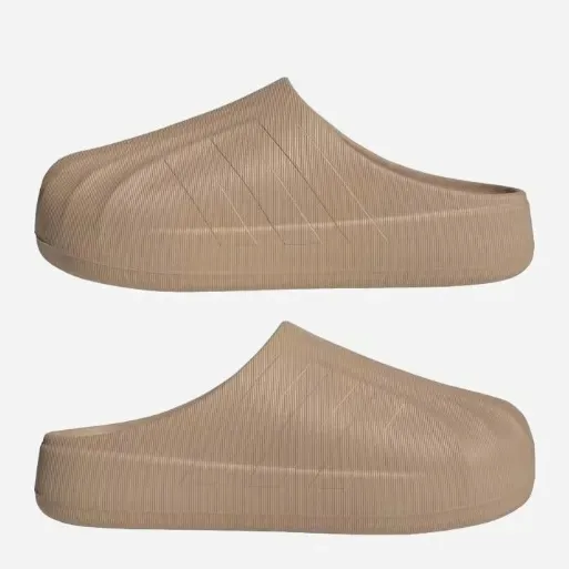 chodaki-meskie-adidas-wzor-dominujacy-logo