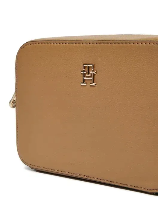 tommy-hilfiger-torebka-bezowy
