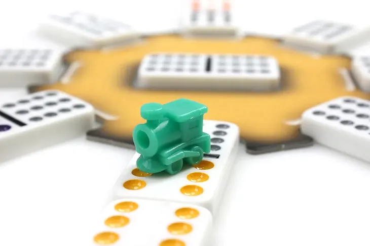 tactic-mexican-train-tin-box-marka-tactic