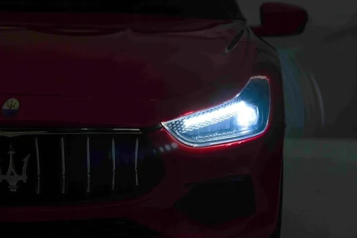 samochod-ramiz-czerwony-certyfikaty-opinie-atesty-ce