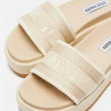 klapki-damskie-steve-madden-kolor-bezowy