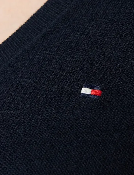 sweter-tommy-hilfiger-s-wzor-dominujacy-bez-wzoru