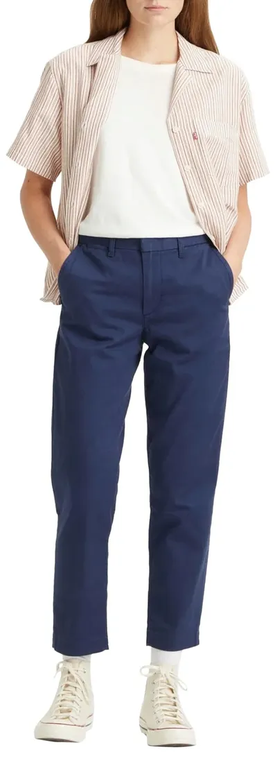 levi-s-kobiety-essential-chino