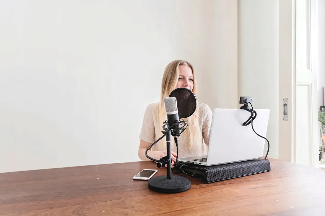 mikrofon-trust-gxt-252-emita-streaming-microphone