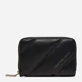 calvin-klein-portfel-damski-quilted-zip-czarny