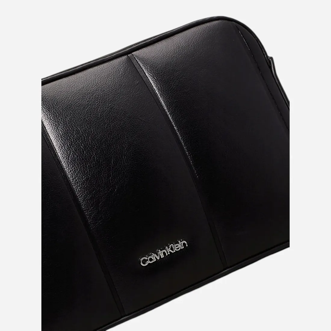 calvin-klein-torebka-czarny