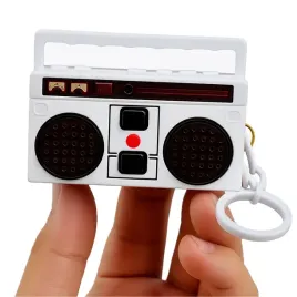 brelok-retro-z-nagrywaniem-mini-radyjko-vintage-z-tiktok-viral-breloczek