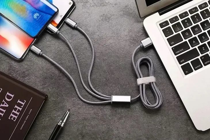 kabel-3w1-usb-usb-c-do-micro-usb-apple-lighting-12m-transmisja-danych-stan-nowy-dlugosc-przewodu-1-2-m