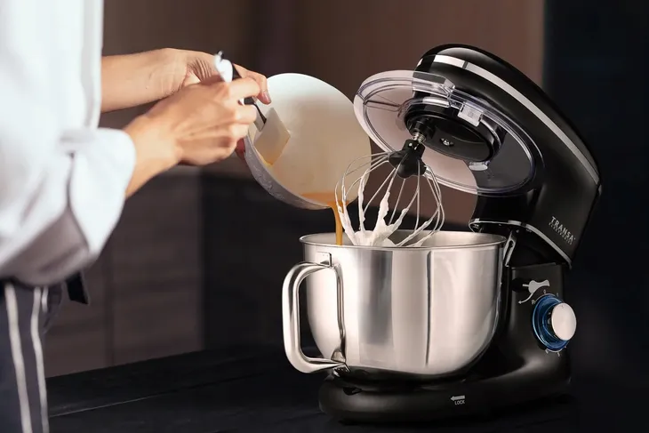 robot-kuchenny-transa-electronics-blackchef-3000-w-czarny-zalaczone-wyposazenie-1-x-robot-planetarny
