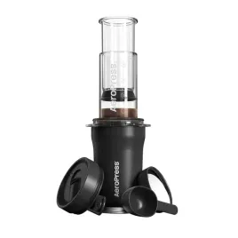 aeropress-go-plus-zaparzacz-do-kawy-z-kubkiem-termicznym-czarny