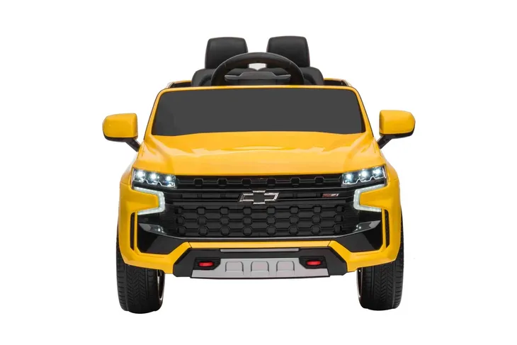 samochod-ramiz-zolty-wiek-dziecka-3-lata