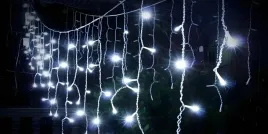 biale-zimne-sople-300led-flash-133m-lampki-kurtyna-zewnetrzna-swiateczna