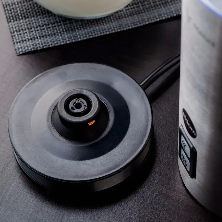 spieniacz-do-mleka-eldom-si550